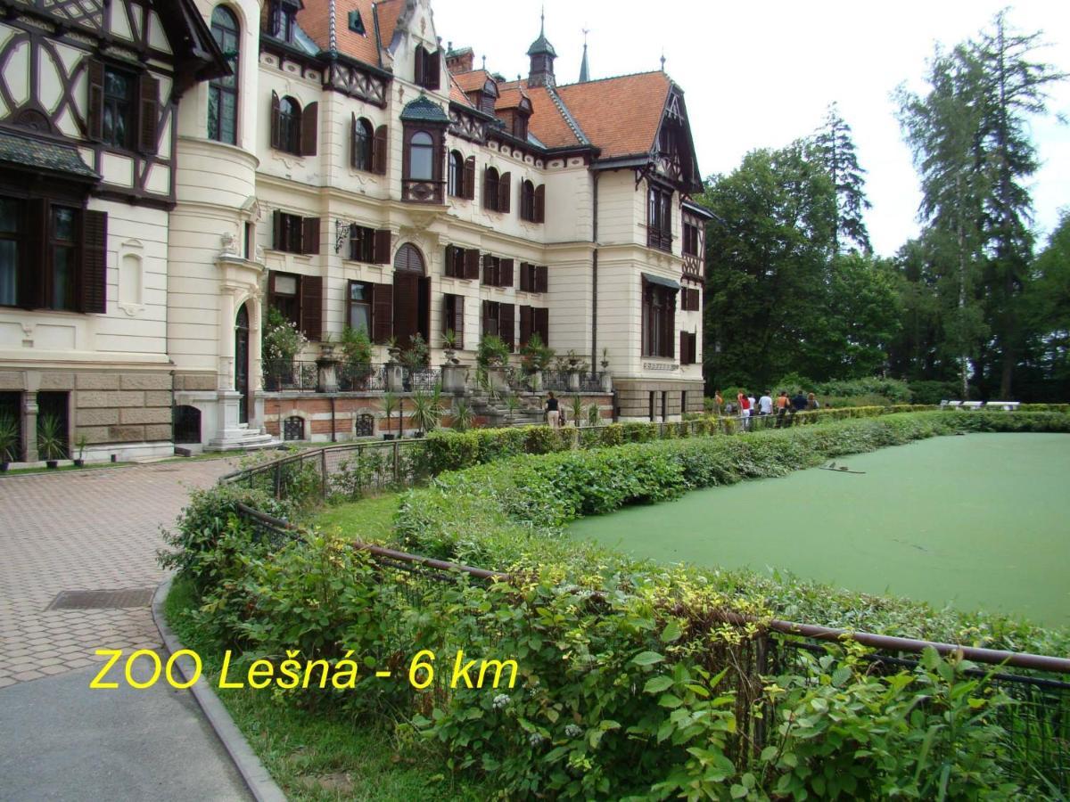 Retro vila , ubytování jen pro české občany Slušovice Extérieur photo